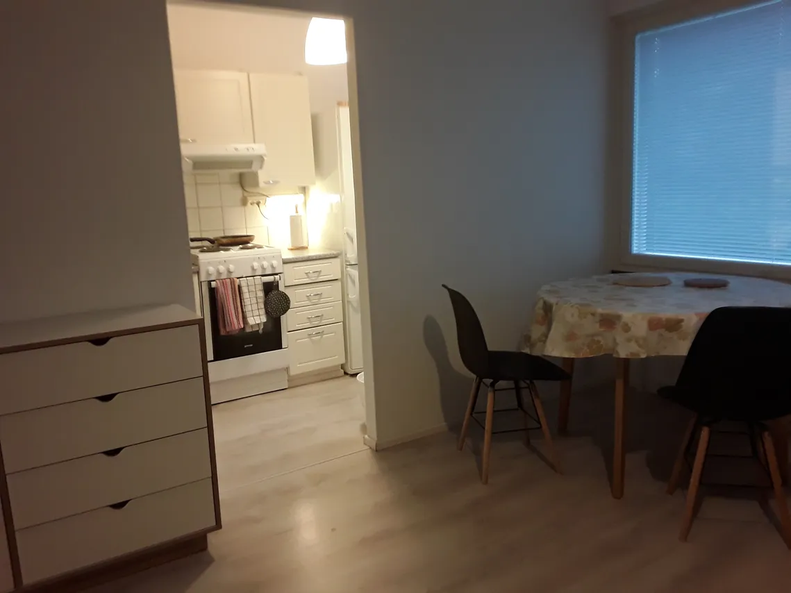 Kenttäkatu  5 4