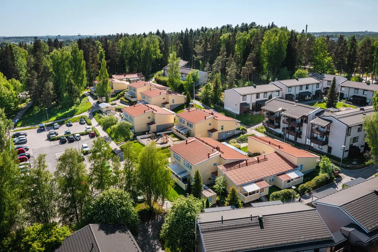 Lehdespolku 3 3