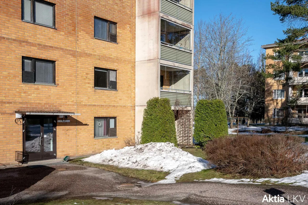 Tillintie 2 2