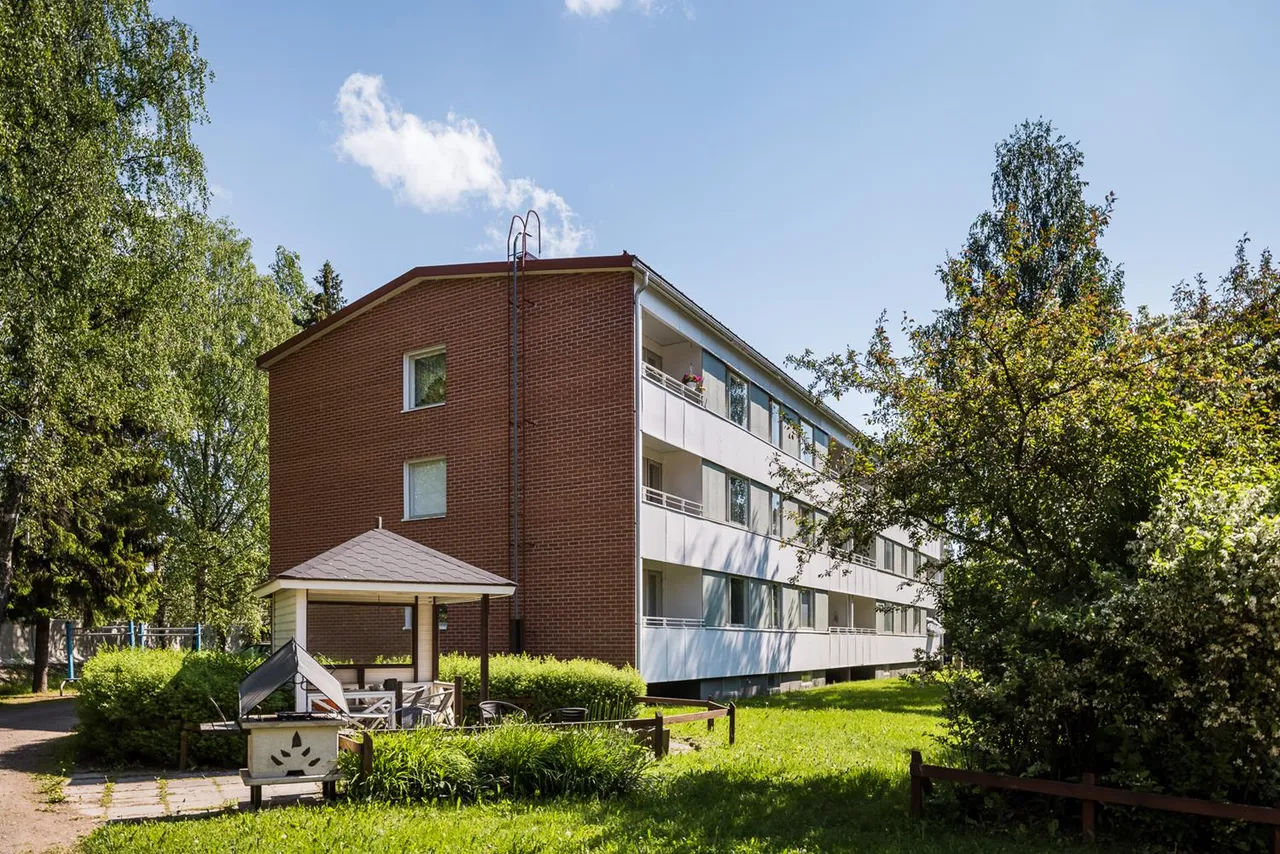 Eräpolku 8 1