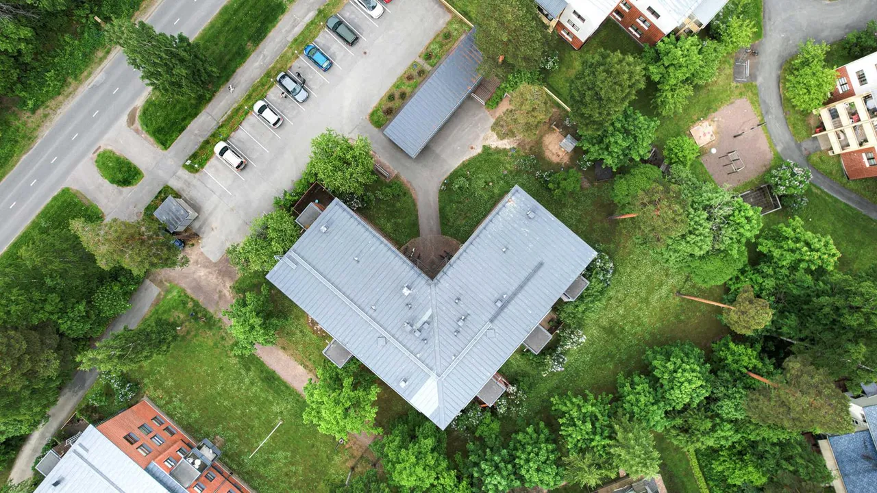 Teroittajanpolku 2, Särmääjänkatu 2 4