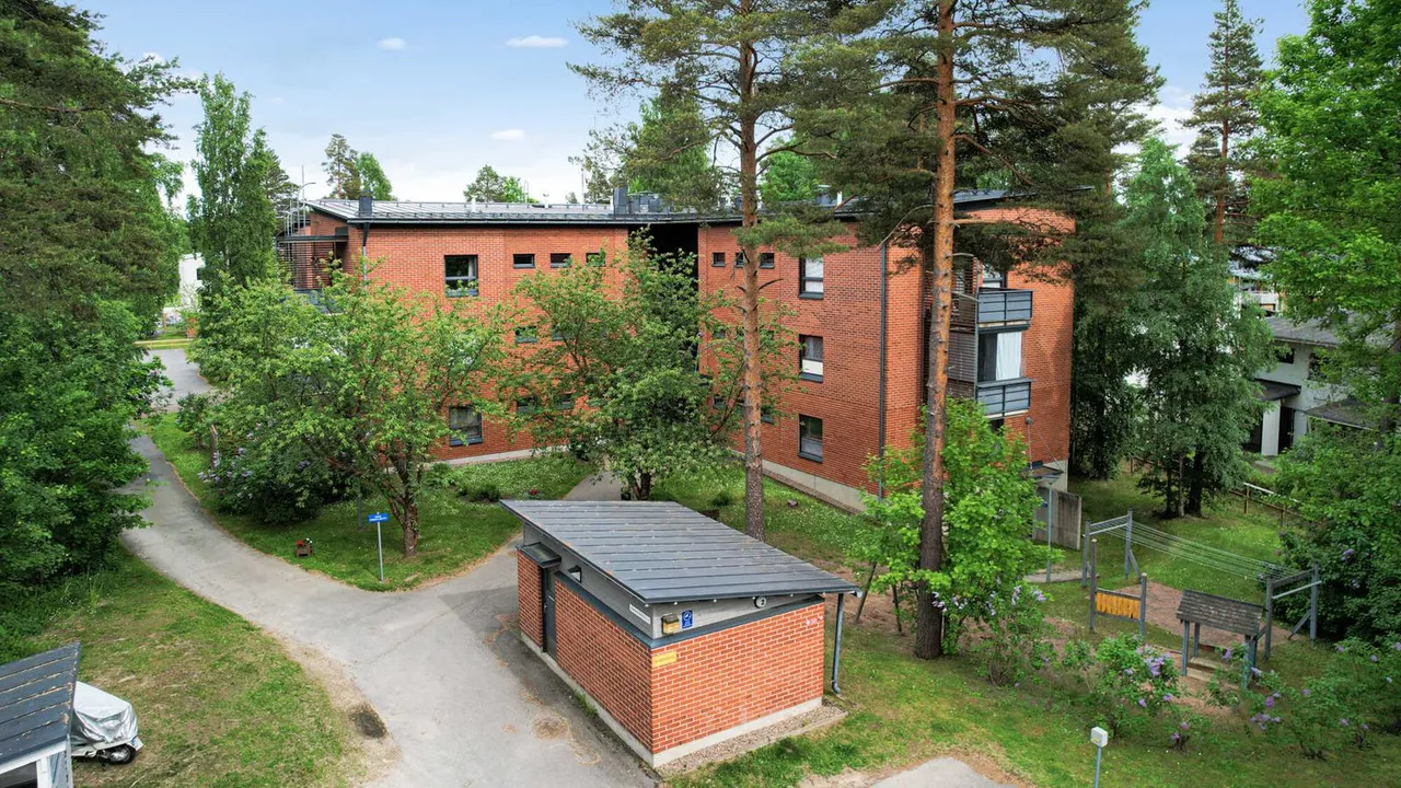 Teroittajanpolku 2, Särmääjänkatu 2 5