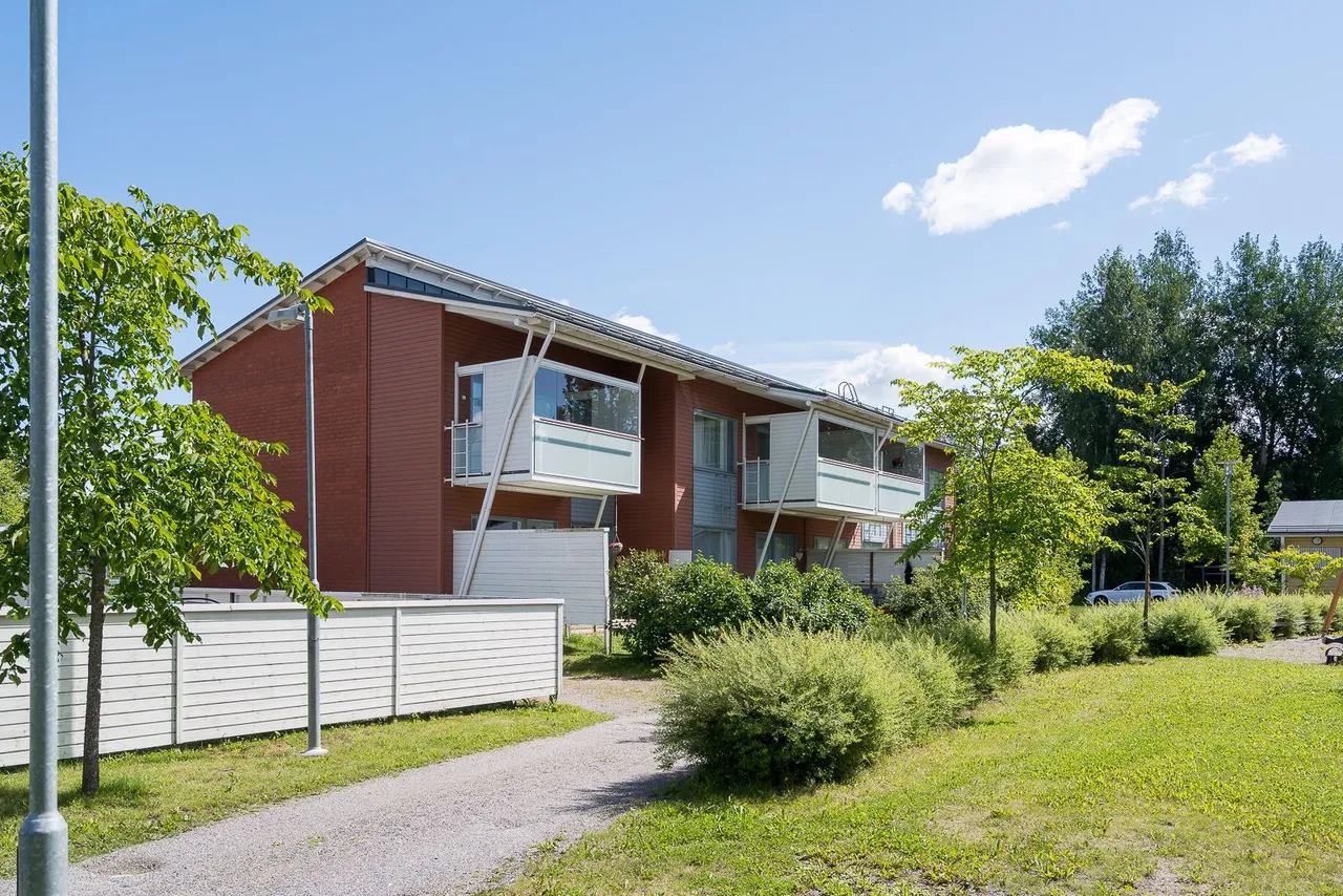 Karhulantie 2 1