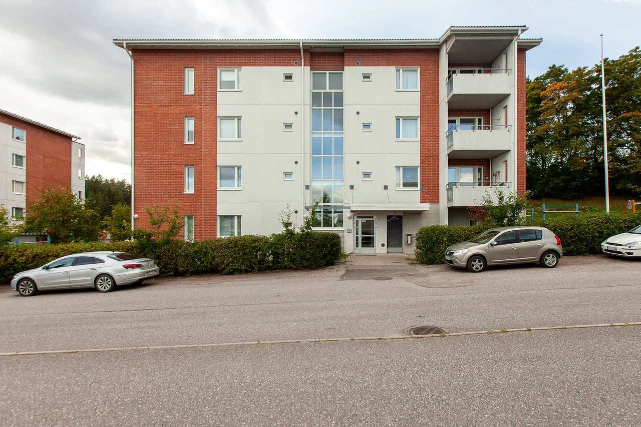 Rahikankatu 1 5