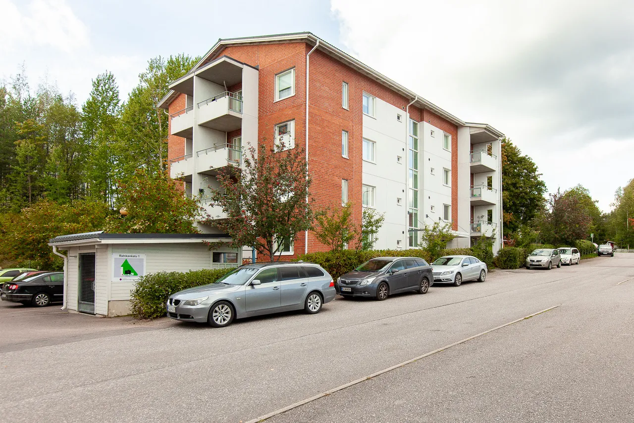 Rahikankatu 1 3